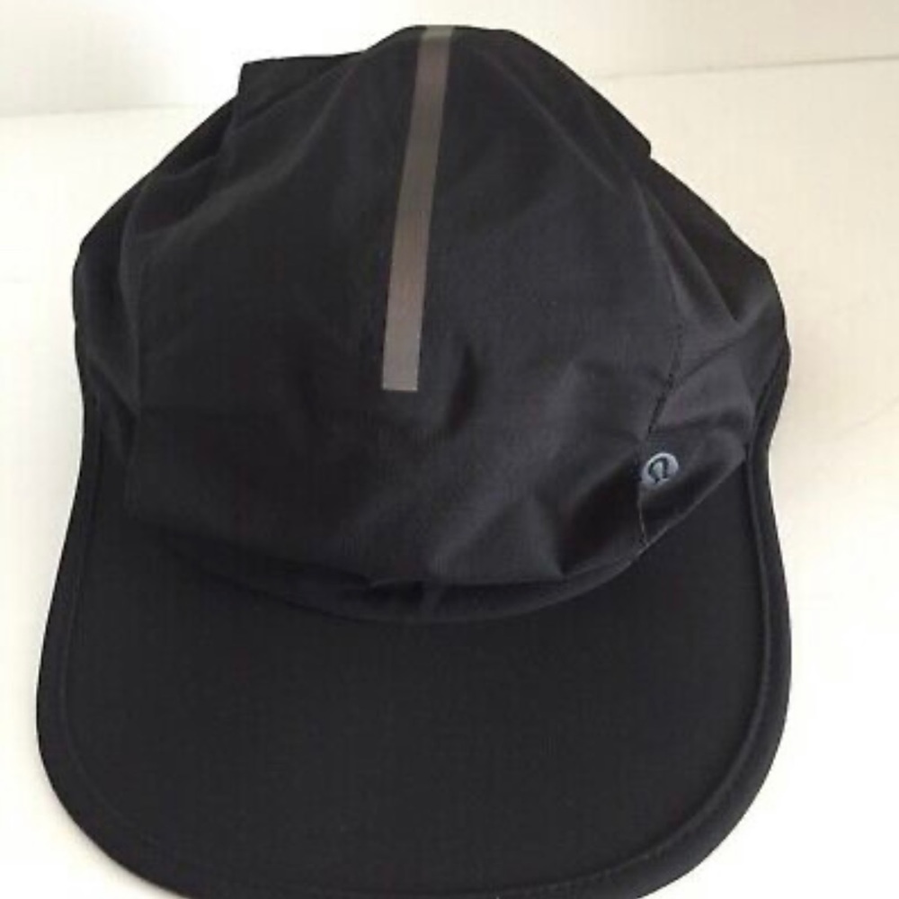 Lululemon breathable cinch back run hat